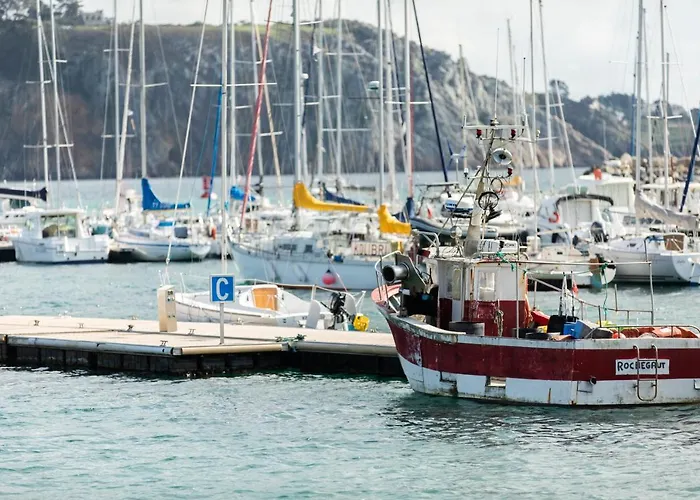 Le Portzic, Appartement Proche Plage De Morgat